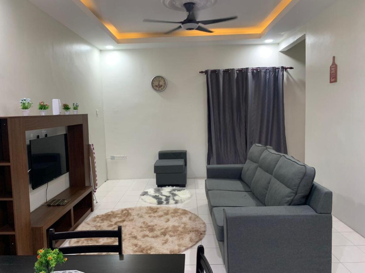Homestay Maryam Lumut Exterior foto